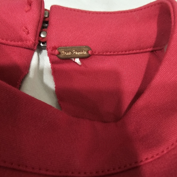 Beautiful Red Off The Shoulder Free People Dress - Picture 5 of 10